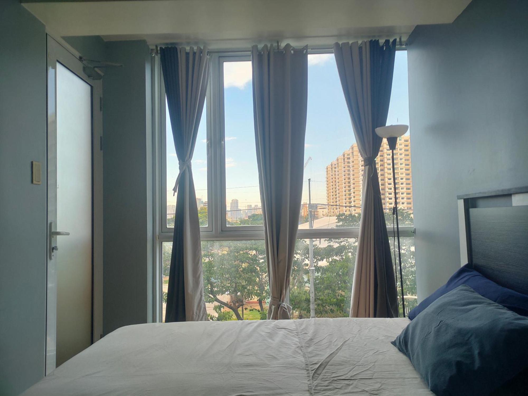 Bay Garden Club And Residences Pasay Exterior photo
